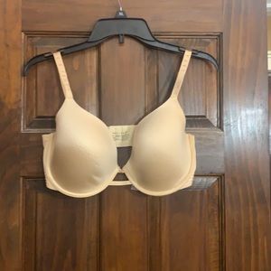Savage x Fenty cream T-shirt bra